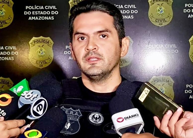 Pc Apreende Fuzil Carregadores De Fuzil Rev Lver Muni Es E Drogas Ssp