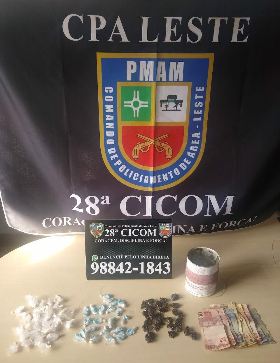 Policiais da 28 Cicom detém trio drogas na zona leste SSP