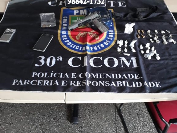 Cicom Det M Homem Em Posse De Entorpecentes Na Zona Leste Ssp