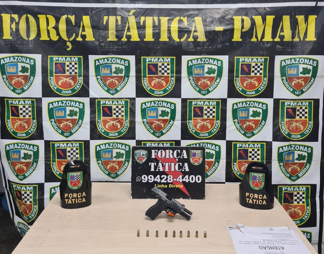 Força Tática apreende cinco armas de fogo e 2kg de entorpecentes em