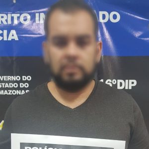 Imagem da notícia - Polícia Civil prende no bairro Aleixo homem que se passava por advogado com documento falso