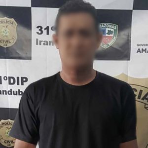 Imagem da notícia - Polícia Civil prende homem denunciado por atacar casal com golpes de terçado e faca, em Iranduba