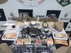 Imagem da notícia - Polícias Civil e Militar desarticulam laboratório de drogas no bairro Aleixo