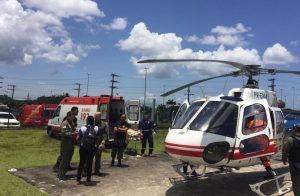 Imagem da notícia - Helicóptero da SSP-AM resgata agricultor vítima de queda de árvore em Iranduba