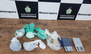 Imagem da notícia - PC apreende adolescente com mais de meio quilo de drogas em Manacapuru