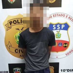 Imagem da notícia - PC prende jovem procurado por homicídio com 54 trouxinhas de cocaína