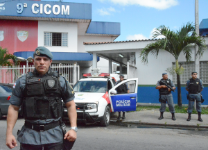 Imagem da notícia - 9ª Cicom faz patrulhamentos direcionados a escolas, comércios e terminal de ônibus