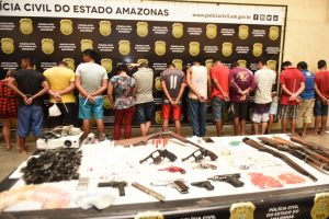 Imagem da notícia - Mais de 700 armas já foram apreendidas em Manaus este ano