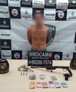 Imagem da notícia - PM prende homem por porte ilegal de arma e tráfico de drogas