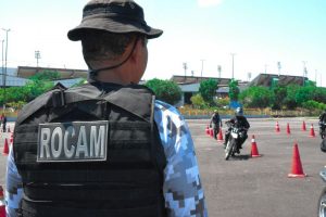 Imagem da notícia - PM capacita 90 policiais para atuar no patrulhamento ostensivo com motos