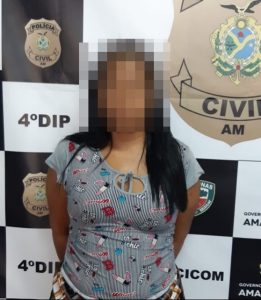 Imagem da notícia - Foragida da justiça, mulher volta a cometer crime e é presa pela PC