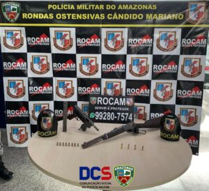 Imagem da notícia - Rocam detém homem com  duas armas de fogo no bairro Compensa