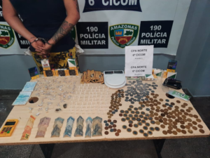 Imagem da notícia - PM prende proprietário de uma lanchonete por tráfico de drogas