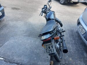 Imagem da notícia - Na zona norte, PM detém suspeito com motocicleta roubada