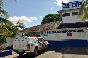 Imagem da notícia - Em Iranduba, PC-AM prende dupla e apreende adolescente