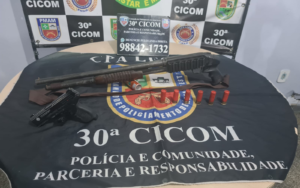 Imagem da notícia - No bairro Jorge Teixeira, PMAM prende quatro infratores por porte ilegal de arma de fogo