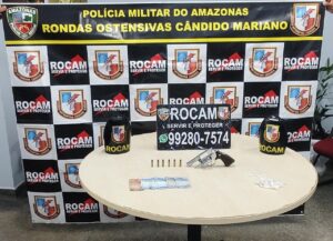 Imagem da notícia - Rocam detém homem por porte ilegal de arma de fogo, no bairro Tancredo Neves