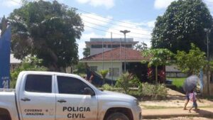 Imagem da notícia - PC-AM e PMAM apreendem adolescente envolvido em crimes ocorridos em Beruri