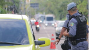 Imagem da notícia - Operação Cidade Mais Segura intensifica policiamento no bairro Compensa