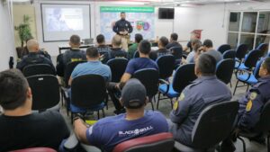 Imagem da notícia - Agentes da SSP-AM recebem instrução da PRF sobre enfrentamento de fraude veicular