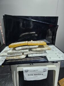 Imagem da notícia - Base Arpão 2: Em menos de cinco horas, SSP-AM apreende 12kg de entorpecentes em embarcações em Barcelos 