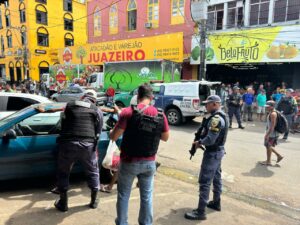 Imagem da notícia - Homem procurado por estupro é preso durante operação Choque de Ordem, no Centro de Manaus 