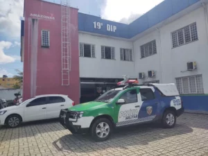 Imagem da notícia - Polícia Militar do Amazonas apreende adolescente e prende homem envolvido em roubo