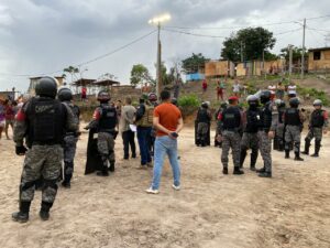 Imagem da notícia - SSP-AM cumpre mandado de reintegração de posse no Armando Mendes