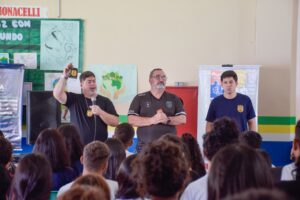 Imagem da notícia - PC-AM alcança mais de 4 mil alunos da rede pública com palestras sobre crimes cibernéticos