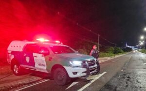 Imagem da notícia - Polícia Militar do Amazonas prende dois foragidos da Justiça, durante patrulhamento de rotina