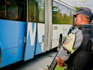 Imagem da notícia - PMAM reforça segurança com Operação Ajuricaba e Ação Catraca na zona norte de Manaus