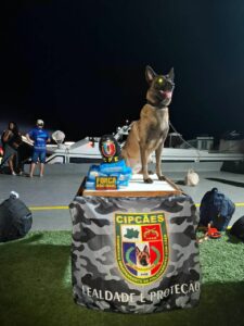 Imagem da notícia - Base Arpão 1: Polícia prende homem que transportava droga camuflada em embarcação