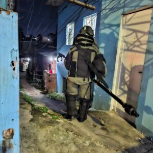 Imagem da notícia - Polícia Militar do Amazonas desmantela artefato explosivo encontrado no bairro São Jorge