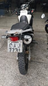 Imagem da notícia - Polícia Militar do Amazonas prende homem por adulteração de motocicleta em abordagem na zona oeste de Manaus