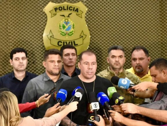 Polícia Civil apresenta resultado da operação policial em resposta ao ataque à viatura da instituição